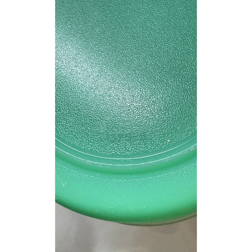 Vtg Jadeite Green Tupperware Missing Cheese Grater Shredder 1375 2Pc Storage Lid